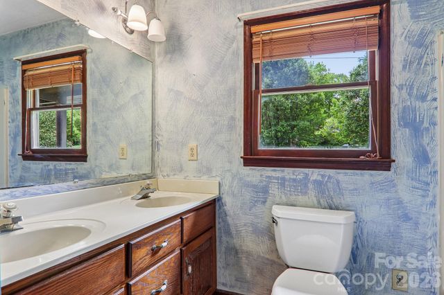 48 Chambers View Drive, Clyde, NC 28721