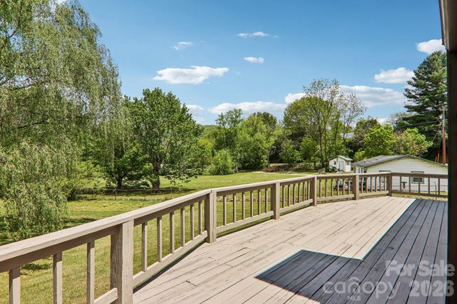 48 Chambers View Drive, Clyde, NC 28721
