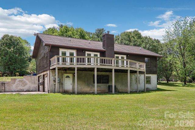 48 Chambers View Drive, Clyde, NC 28721
