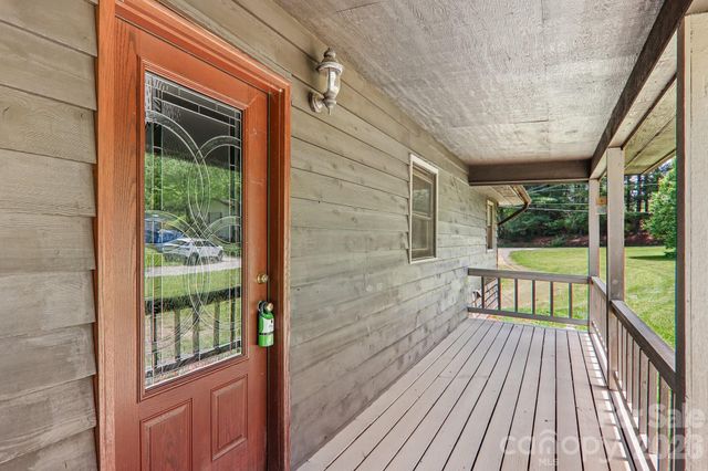 48 Chambers View Drive, Clyde, NC 28721
