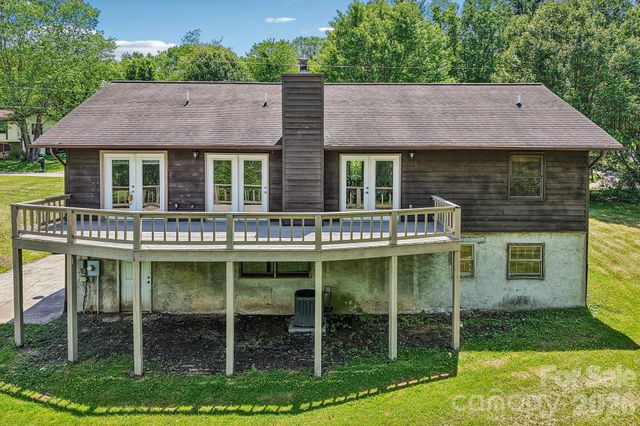 48 Chambers View Drive, Clyde, NC 28721