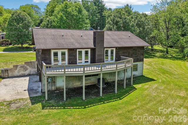 48 Chambers View Drive, Clyde, NC 28721