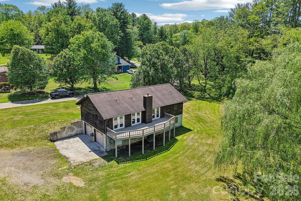 48 Chambers View Drive, Clyde, NC 28721