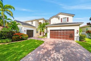 3933 E Hibiscus Street, Weston, FL 33332