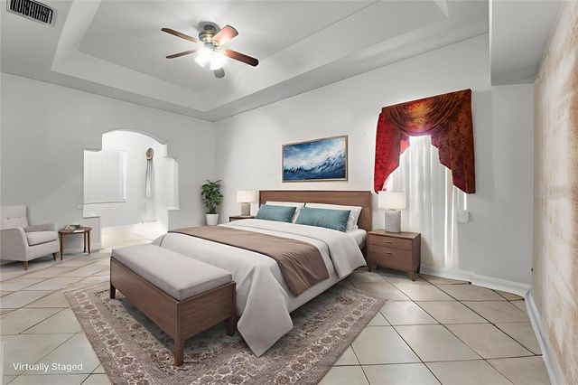 9012 W FLORA STREET, Tampa, FL 33615