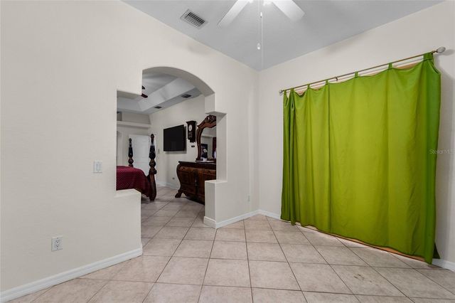 9012 W FLORA STREET, Tampa, FL 33615