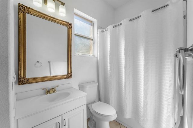 9012 W FLORA STREET, Tampa, FL 33615