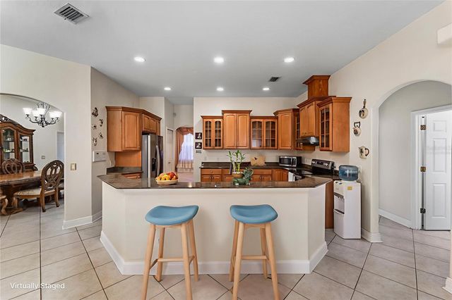 9012 W FLORA STREET, Tampa, FL 33615