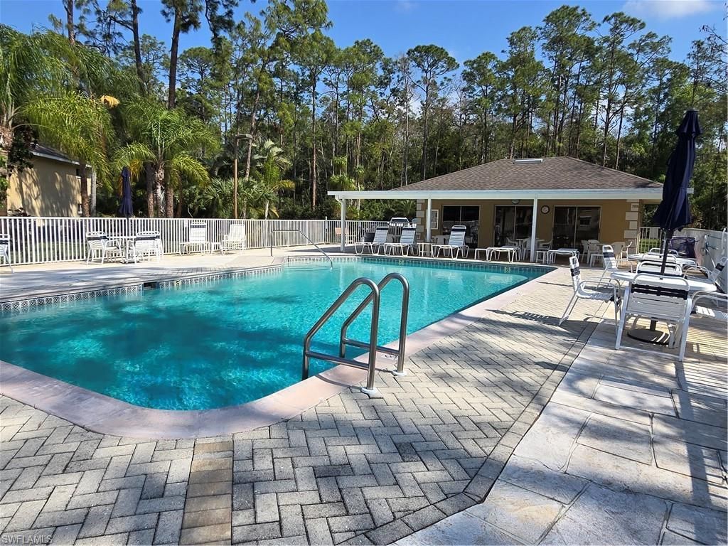 5622 Woodmere Lake CIR B102, NAPLES, FL 34112 — exterior