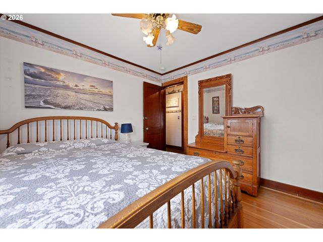 416 S DOWNING St, Seaside, OR 97138