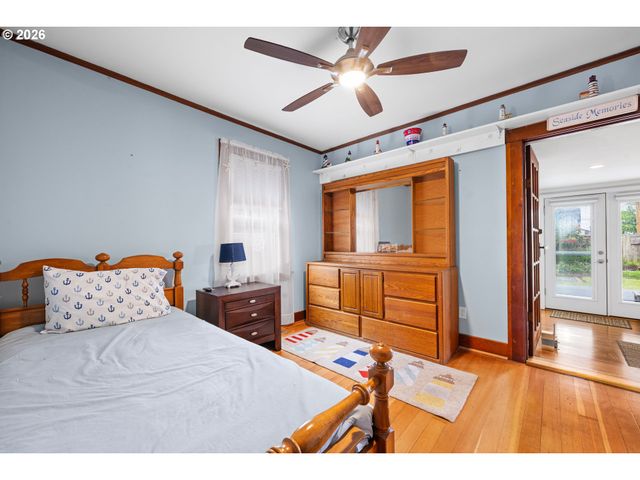 416 S DOWNING St, Seaside, OR 97138