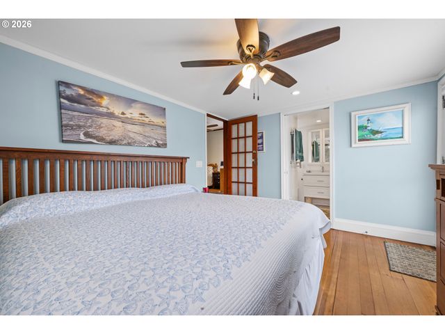 416 S DOWNING St, Seaside, OR 97138