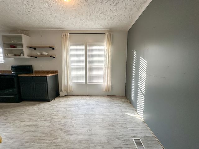 52 Coon Ridge Drive, Cannon, KY 40923