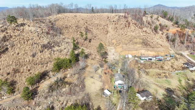 52 Coon Ridge Drive, Cannon, KY 40923