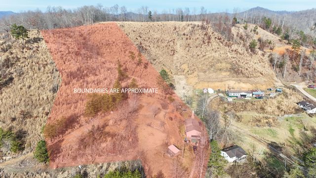 52 Coon Ridge Drive, Cannon, KY 40923