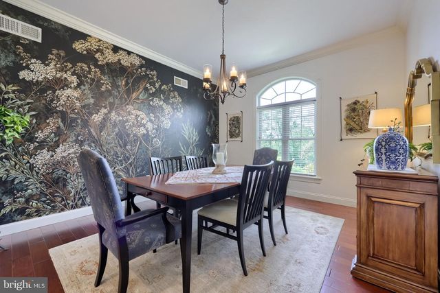 144 MEADOW LN, Lancaster, PA 17601