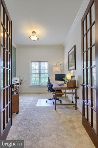 144 MEADOW LN, Lancaster, PA 17601