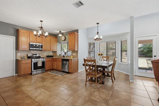 502 Cedar LN, Pflugerville, TX 78660
