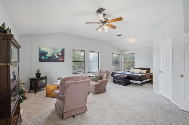 502 Cedar LN, Pflugerville, TX 78660