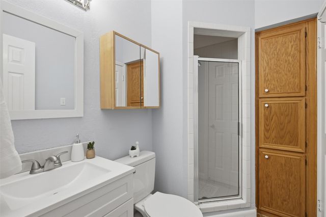 502 Cedar LN, Pflugerville, TX 78660