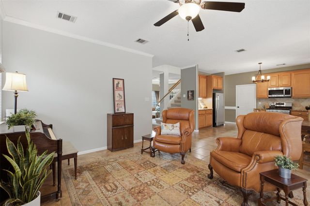 502 Cedar LN, Pflugerville, TX 78660