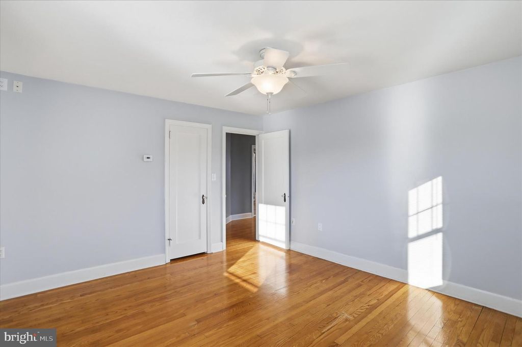 Image 21 of property listing at 806 TROST AVE, Cumberland, MD 21502