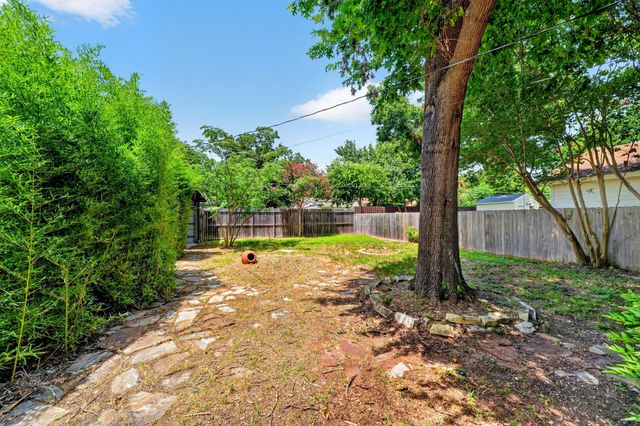2729 Province Lane, Dallas, TX 75228