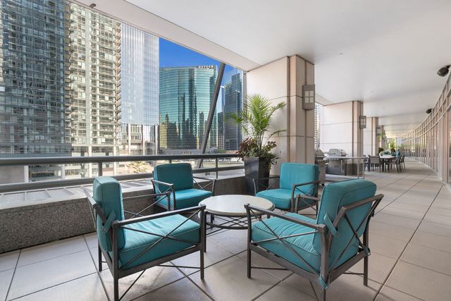 333 N Canal Street 1403, Chicago, IL 60606