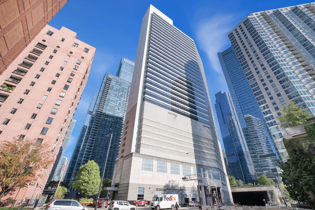 333 N Canal Street 1403, Chicago, IL 60606