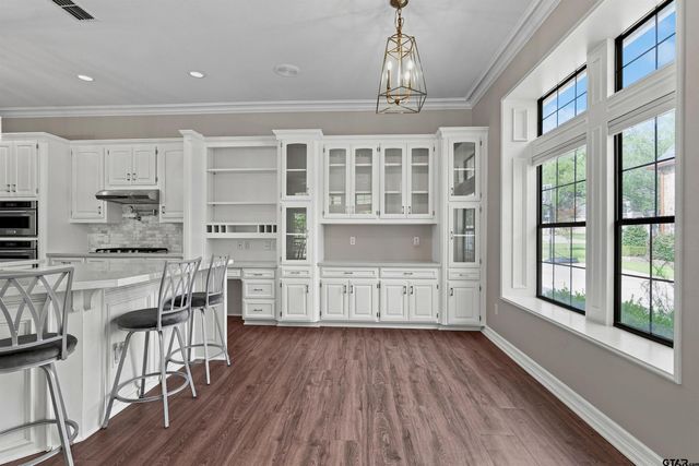 1710 Brandywine Dr, Tyler, TX 75703