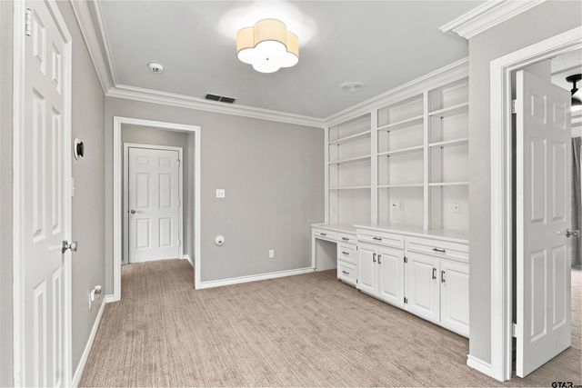 1710 Brandywine Dr, Tyler, TX 75703