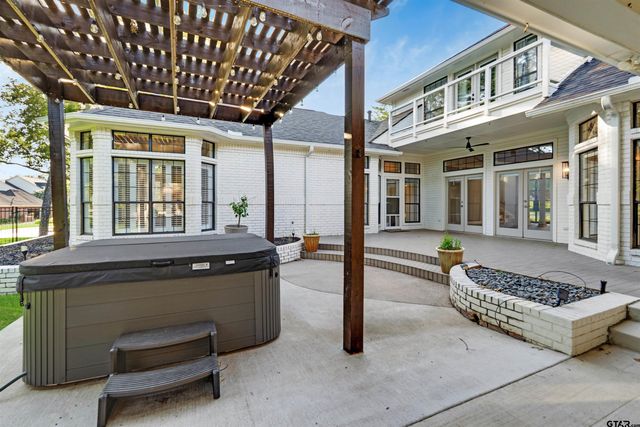 1710 Brandywine Dr, Tyler, TX 75703
