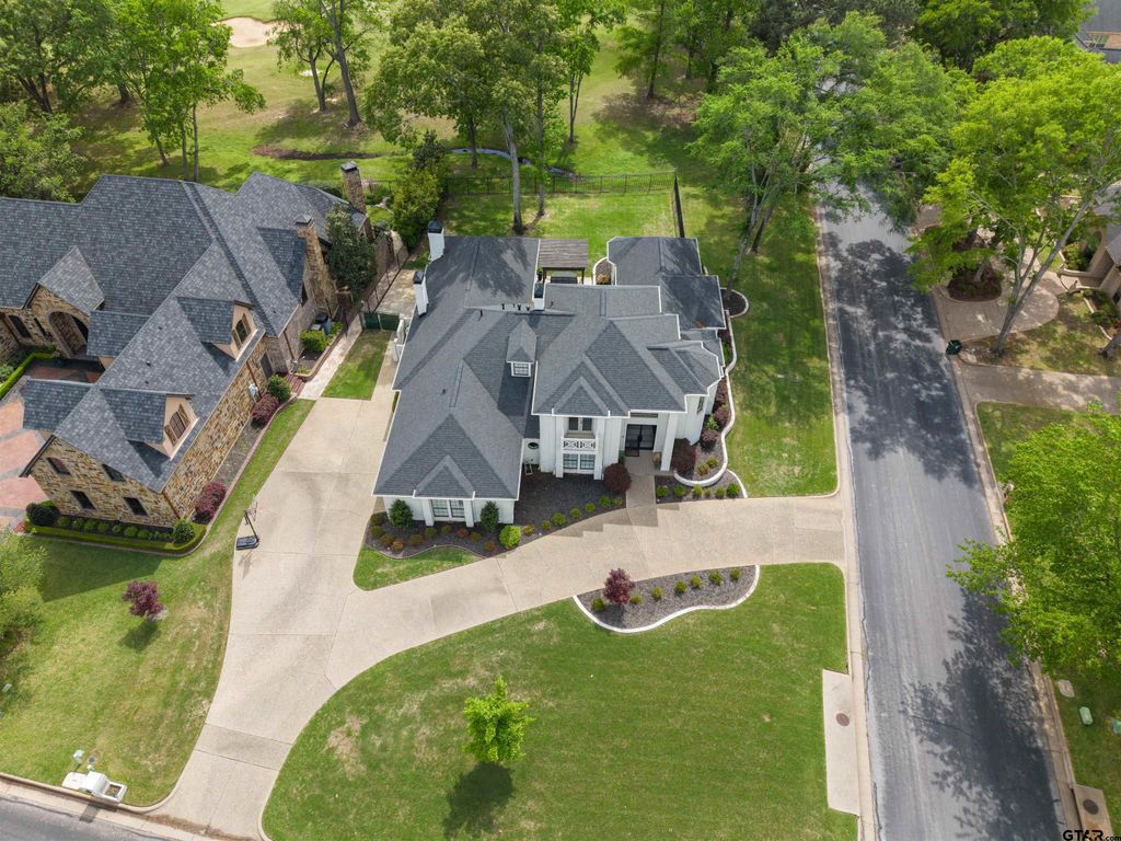 1710 Brandywine Dr, Tyler, TX 75703