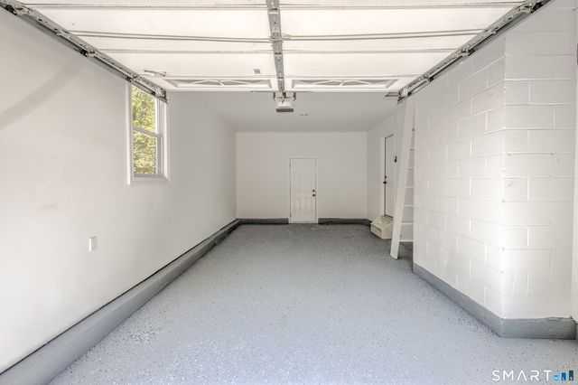 437 Middle Road Turnpike, Woodbury, CT 06798