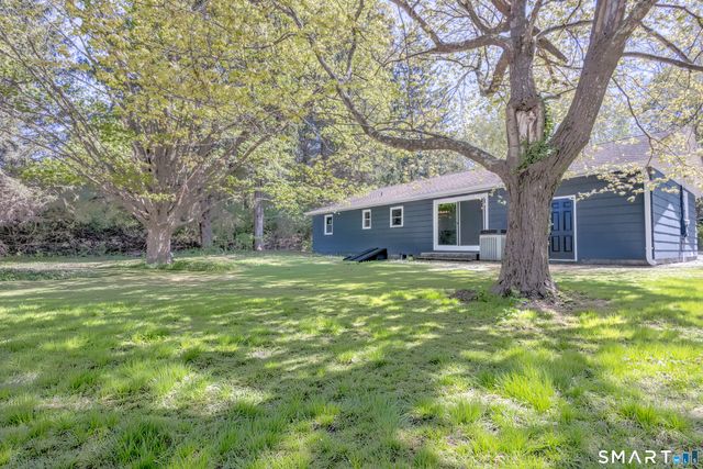437 Middle Road Turnpike, Woodbury, CT 06798