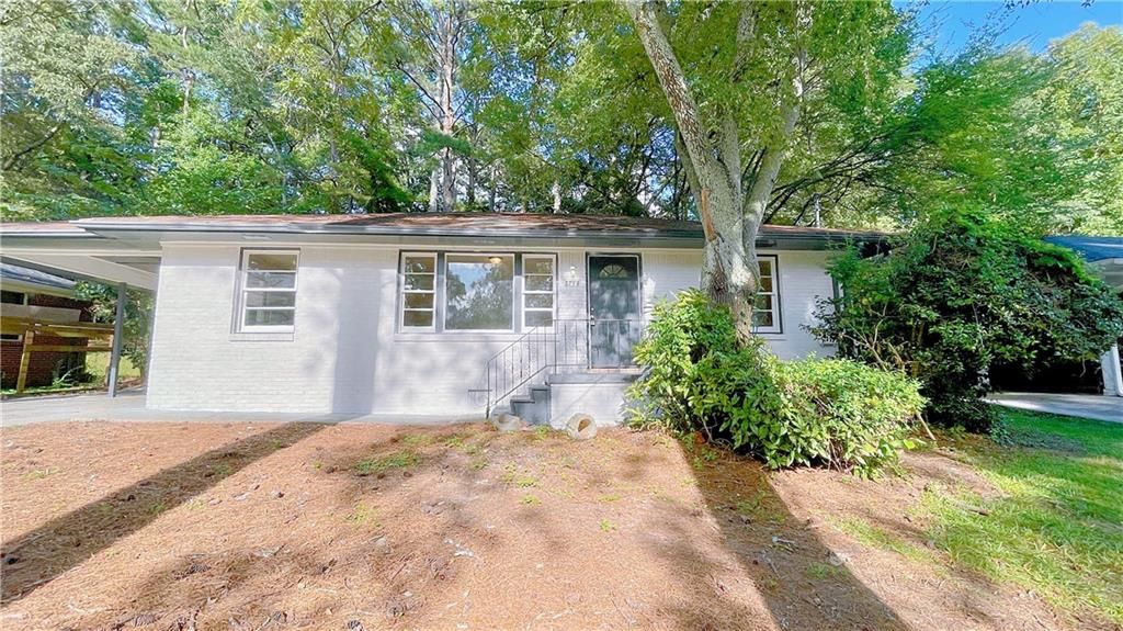 2744 Fairlane SE Drive, Atlanta, GA 30354