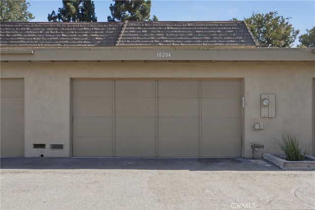 10204 Durango River Court, Fountain Valley, CA 92708