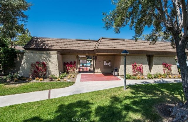 10204 Durango River Court, Fountain Valley, CA 92708