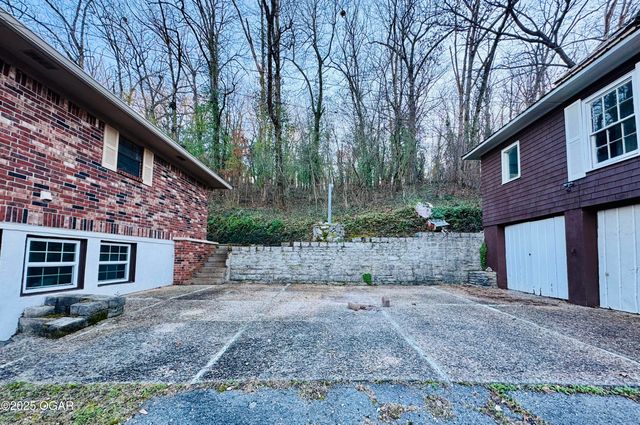 321 W HIghway F, Anderson, MO 64831