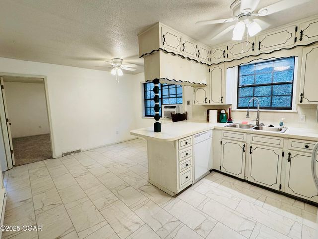 321 W HIghway F, Anderson, MO 64831