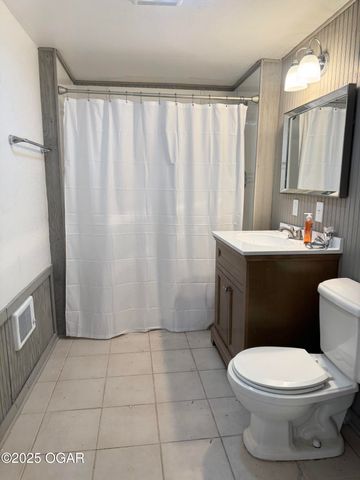 321 W HIghway F, Anderson, MO 64831