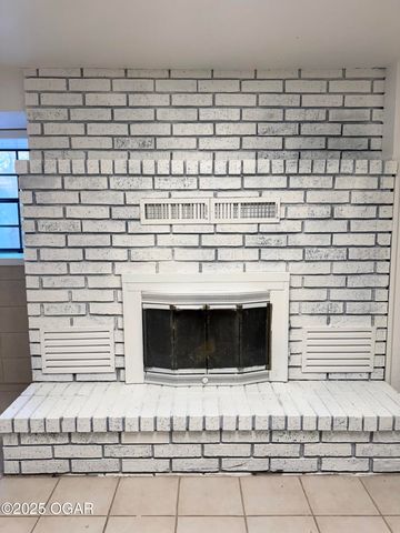 321 W HIghway F, Anderson, MO 64831