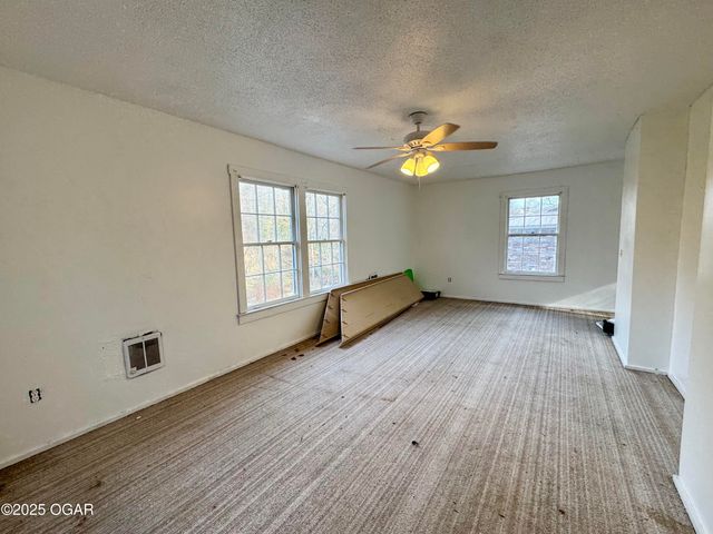 321 W HIghway F, Anderson, MO 64831