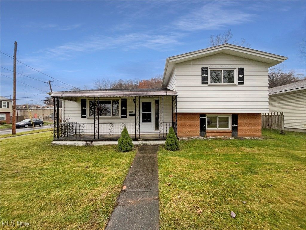 1173 Madrid Drive, Akron, OH 44313