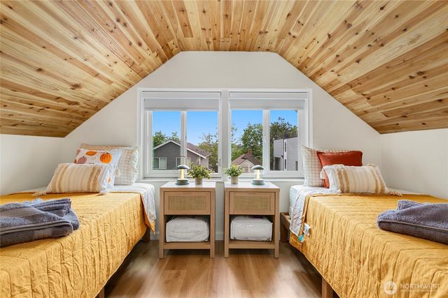 2025 S Ingersoll Pl, Seattle, WA 98144