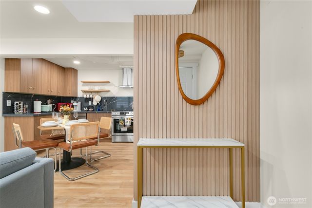 2025 S Ingersoll Pl, Seattle, WA 98144