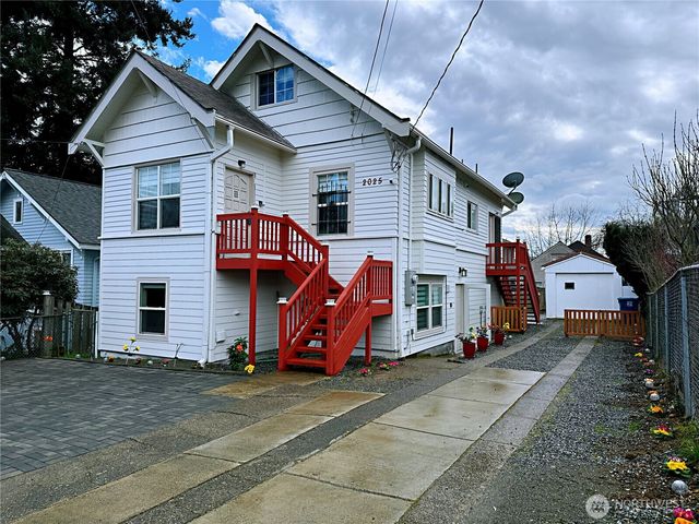 2025 S Ingersoll Pl, Seattle, WA 98144