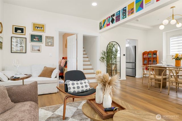 2025 S Ingersoll Pl, Seattle, WA 98144