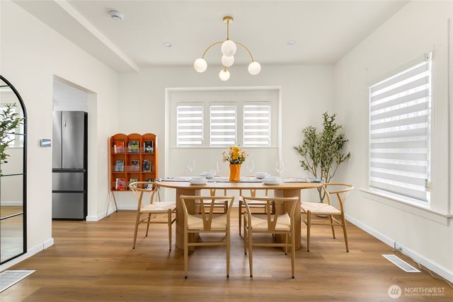 2025 S Ingersoll Pl, Seattle, WA 98144