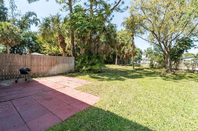 162 Baldwin Boulevard, Greenacres, FL 33463